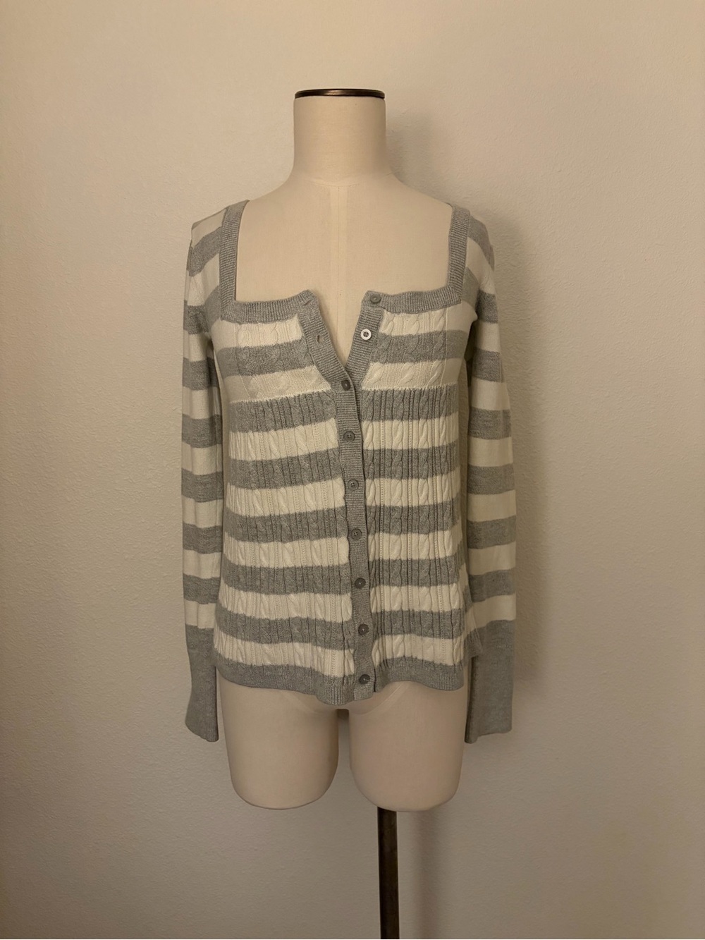 Hollister Bella Swan Henley Top